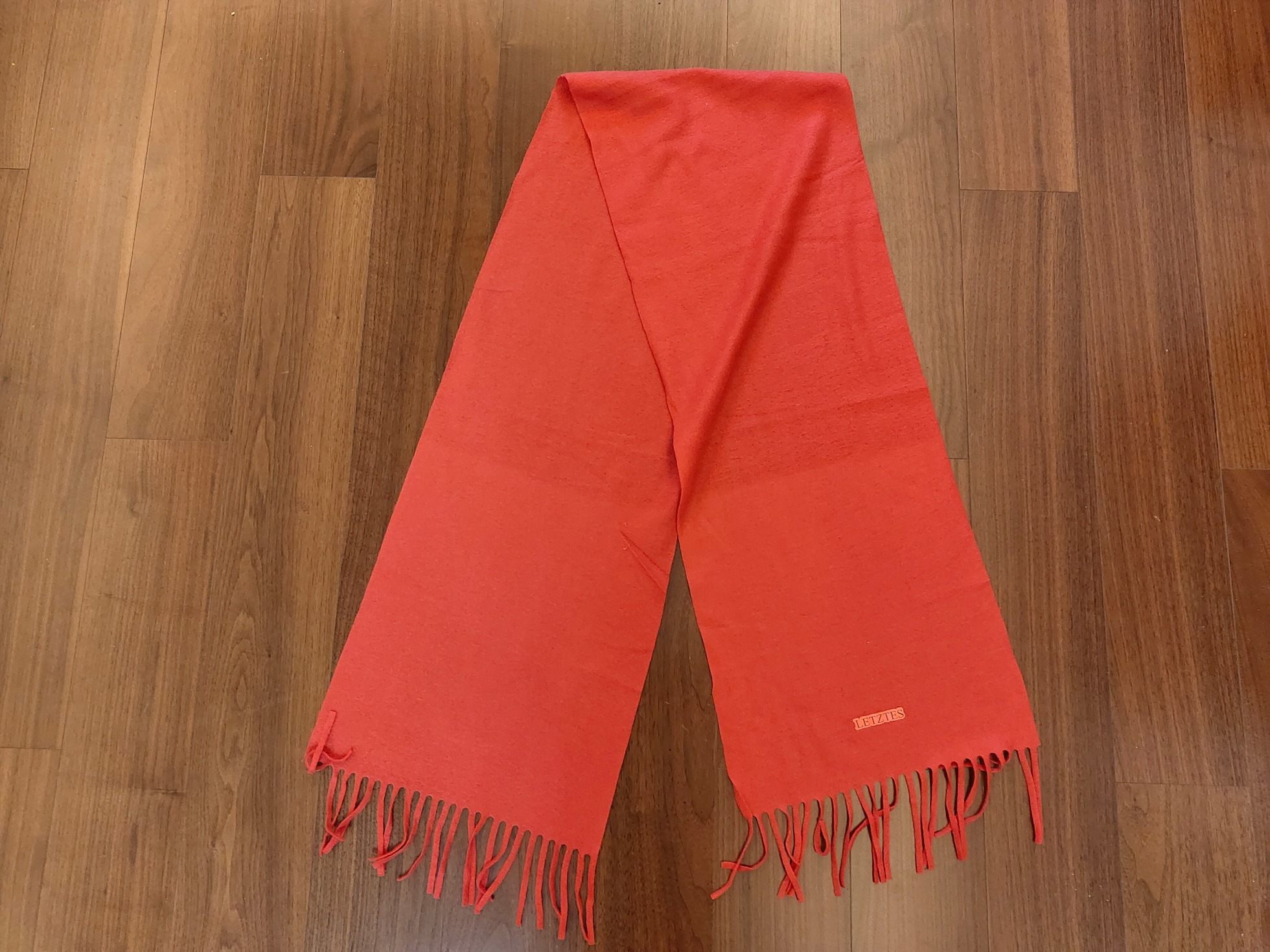 LETZTES Neck scarfs