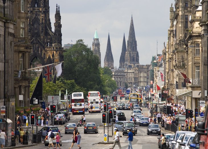 scotland-edinburgh-princes-street