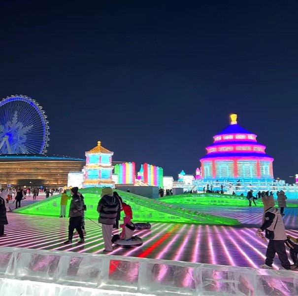 Harbin Ice Festival is a characteristic festival with rich contents and colorful activities. The regular activities include the most famed Ice Lantern Garden held in Zhaolin Park, the Great Snow and Ice World held by the Songhua River, the Snow Sculpture Exposition held in the Sun Island Park and the Large-scale Ice Sculpture Exhibition held in Stalin Park. Besides, there are also many other exciting competitions and activities during the festival, such as the winter swimming contest, hockey contest, snowfield football game, alpine skiing invitation tournament, ice engraving competition, ice festival poem party, ice and snow photo show, film festival, ice wedding, and the like.