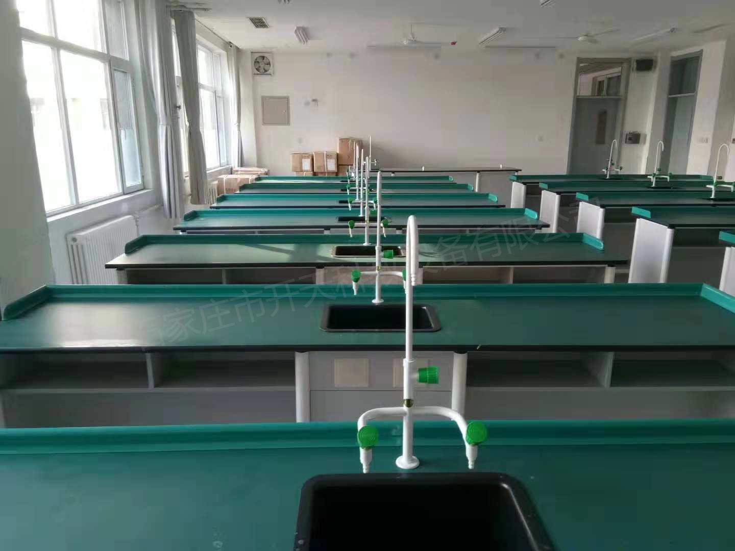 小學科學實驗桌