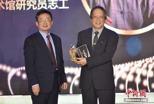 两度送国宝“回家” 王纯杰:我只是做了该做的事500x338