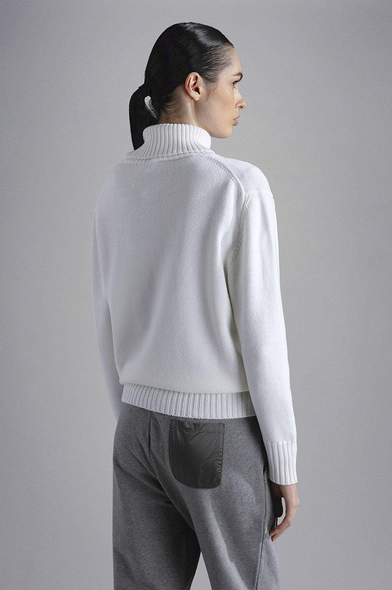 WOOL TURTLENECK