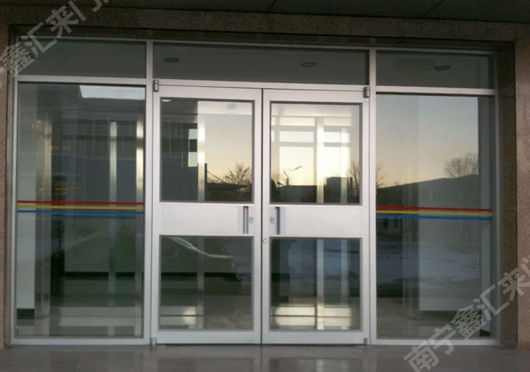 南宁肯德基门