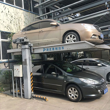 兩層簡易升降類停車設備