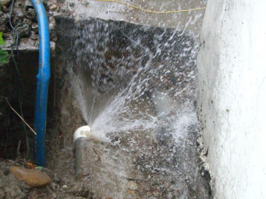 自来水供水管网查漏水的目的  如何判断是否存在泄漏问题
