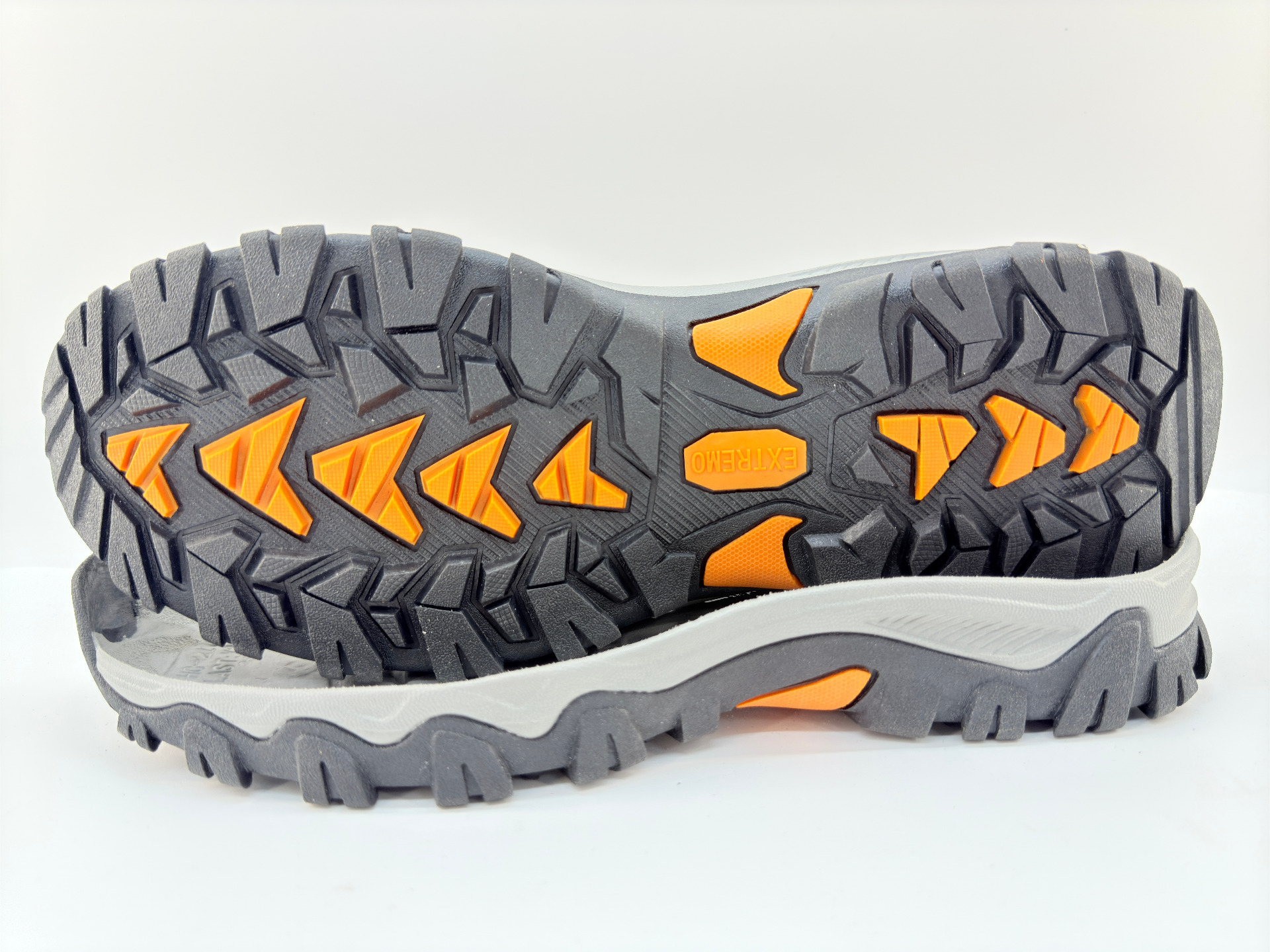 HC-2211 ; 38-44#