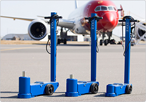 丹麦AC飞机轮胎拆装液压千斤顶系列