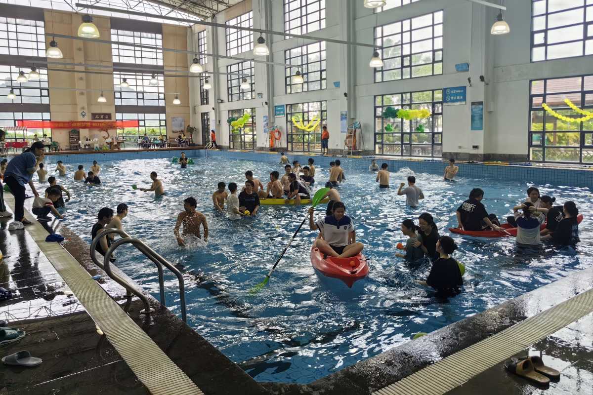 成长收获：让更多的孩子在学会游泳的同时，懂得涉水安全，在危险来临时懂得自救求生。