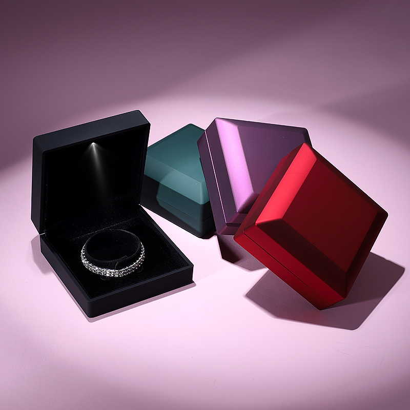 LED light diamond ring box (model: JB-01)