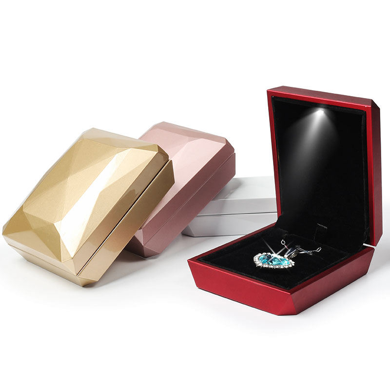Diamond Shape LED Light Jewelry Box (model: JB-12)