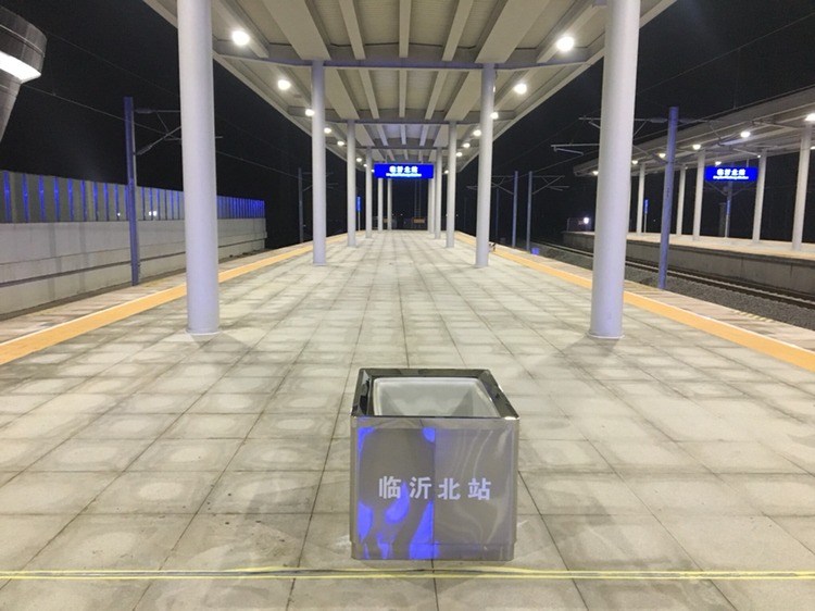 站台垃圾箱 站台垃圾箱
