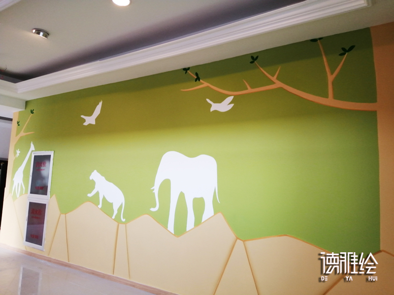 ▲幼儿园室内彩绘 |给孩子一个童画般的童年 | 青岛远洋风景幼儿园室内彩绘 | 森林动物手绘墙