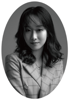 設計4組主管：Monica Huang