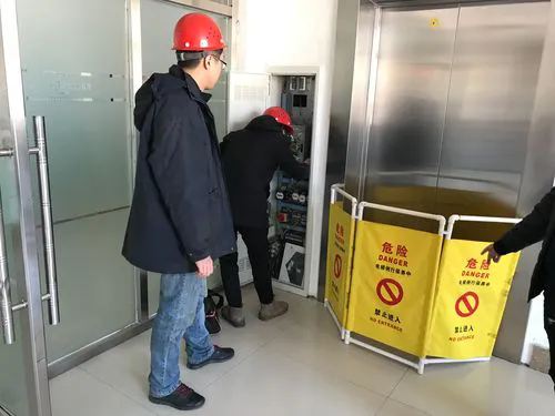 西安电梯维保，电梯维保过程中有哪些常见的问题