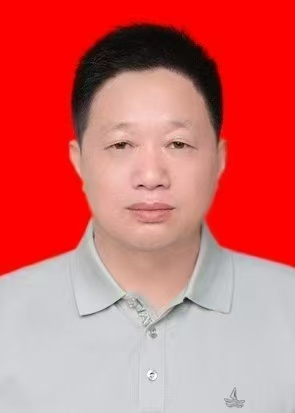 黄