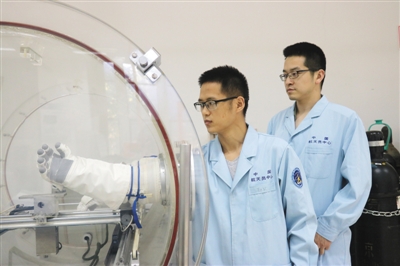 http://finance.people.com.cn/mediafile/pic/20211122/70/1886730730806411750.jpg