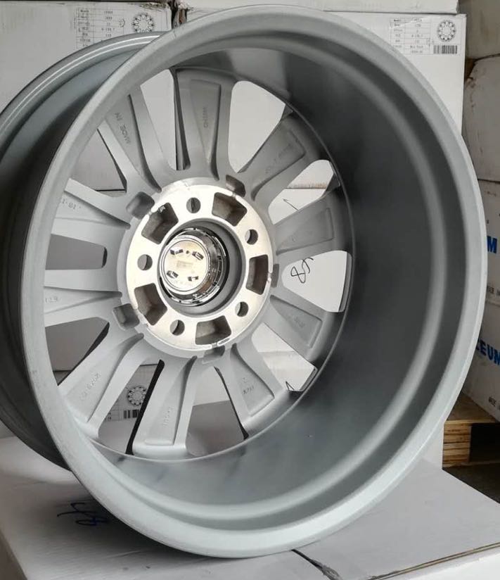 SUV UHP HP car wheel