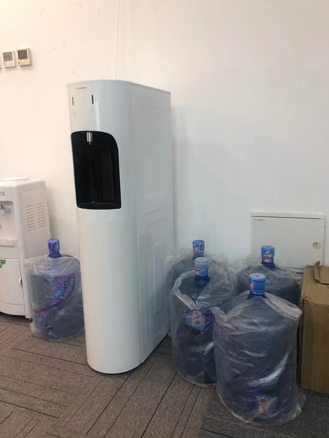 辦公室B508溫熱一體機實景