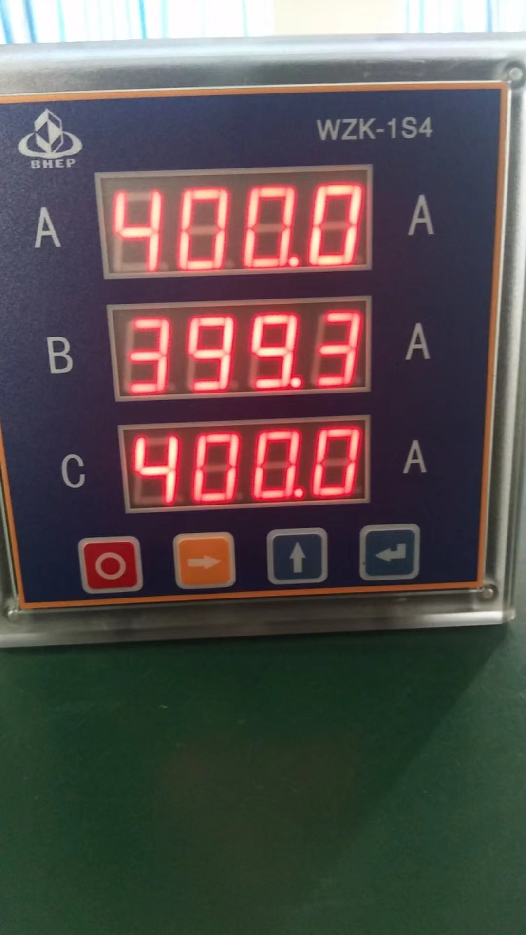 WZK-1S4三相电流表