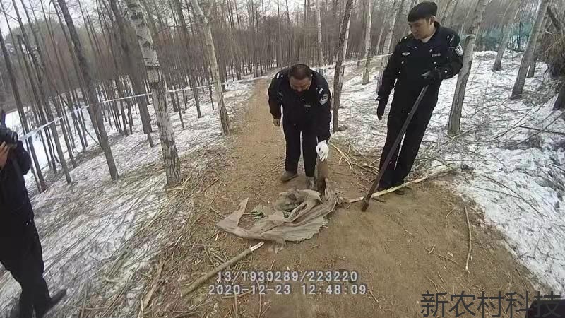 居民发现炮弹 民警及时处置