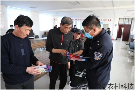 进社区、讲案例  敦化森警打通反电诈宣传最后“...