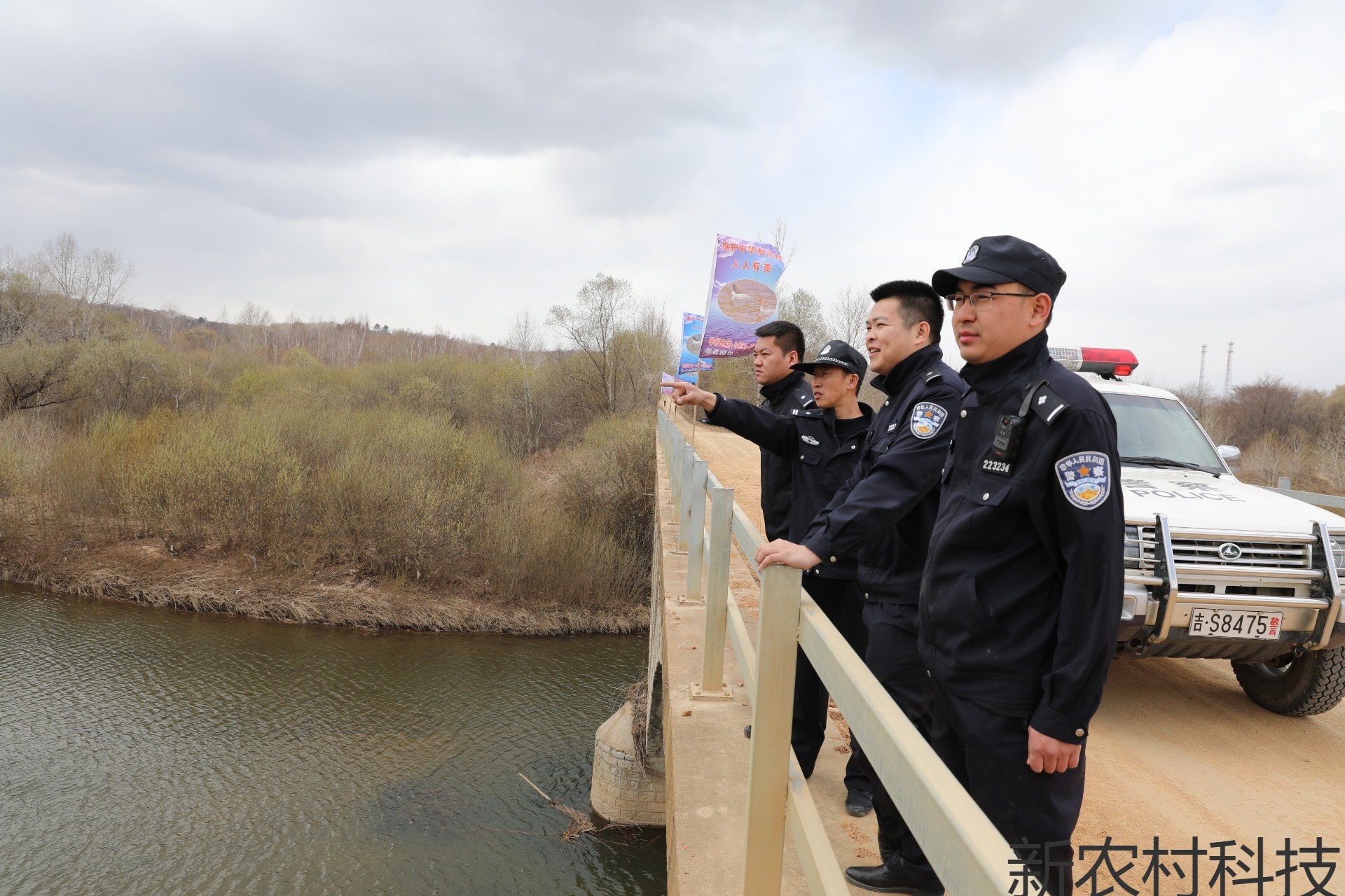 中华秋沙鸭“回家”  敦化森警开展保护行动