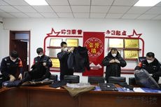 敦化分局用心暖警爱警  为辅警发放执勤服装