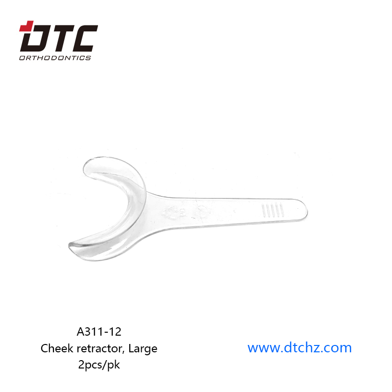Cheek Retractor