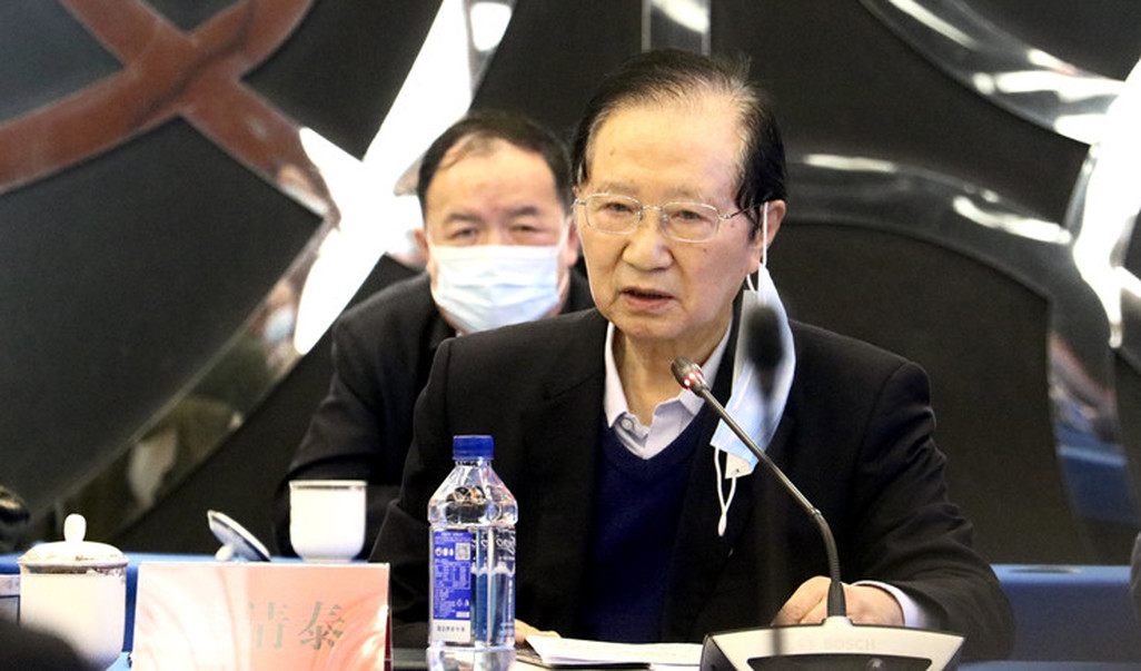 原国务院发展研究中心党组书记陈清泰发表意见