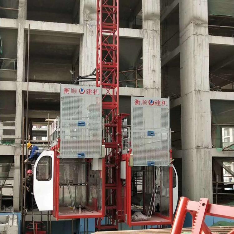 潮州建筑齿轮式施工升降机价格