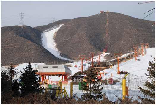 雪都滑雪场高级道图片