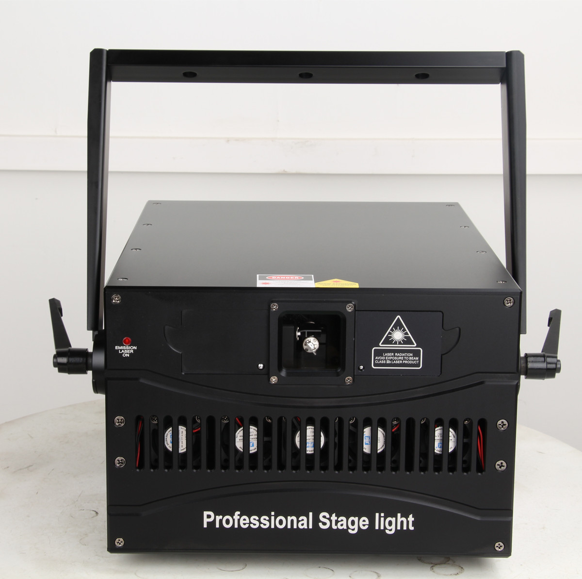 Top company has very professional technical team and English Sales team. According to customers' requirements, we have prompt response and could do OEM and ODM services. The basic OEM service is change gobo plate, color plate, make customer's logo and so on. The advanced OEM and ODM service are making a new products for customer. 