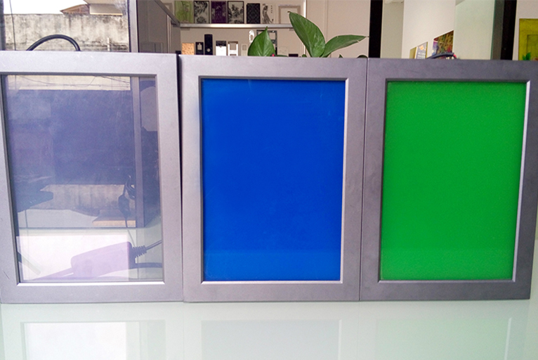 Electrochromic glass