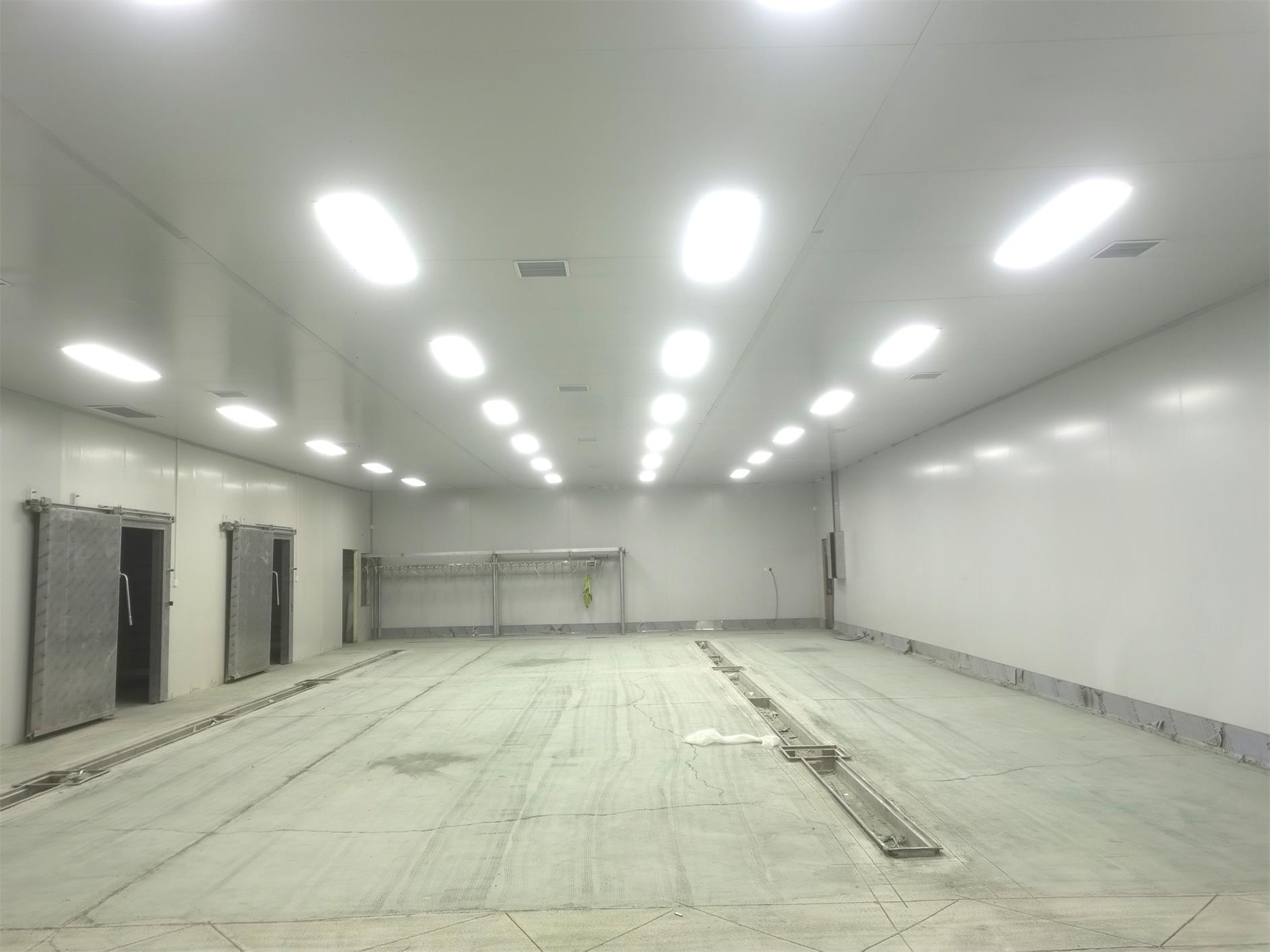 争分夺秒抢工期 全力以赴推进项目建设