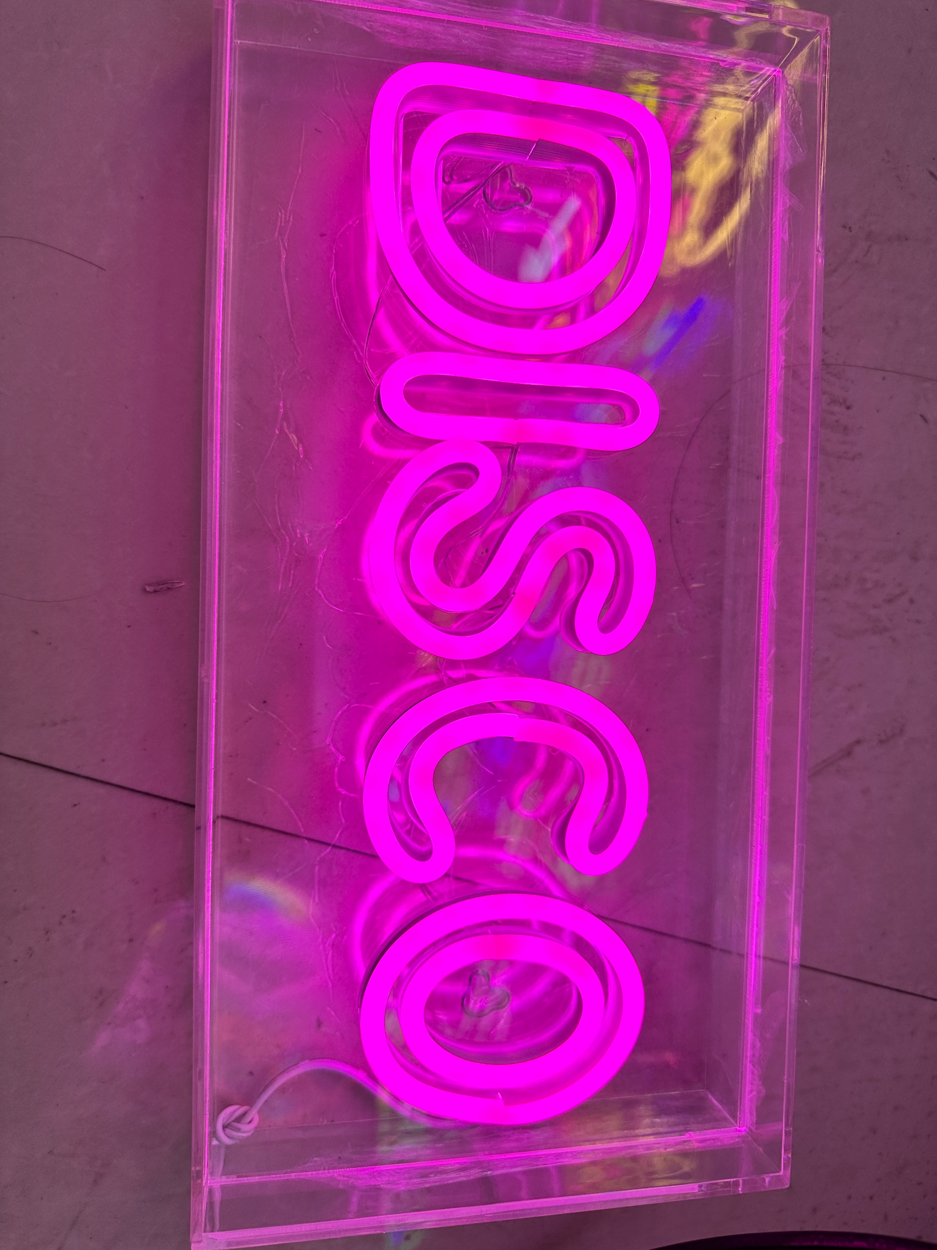 stand items box
