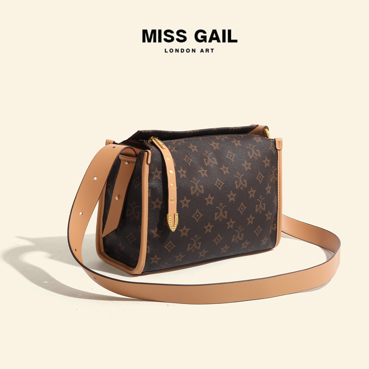 【MISS GAIL】经典百搭大容量轻便式斜挎包6860