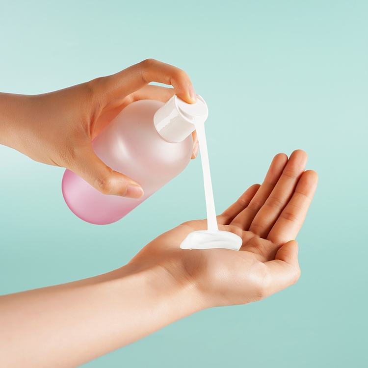 Custom Frosted PET Lotion Bottle Cosmetic Packaging Factory Direct YF-PKPET235