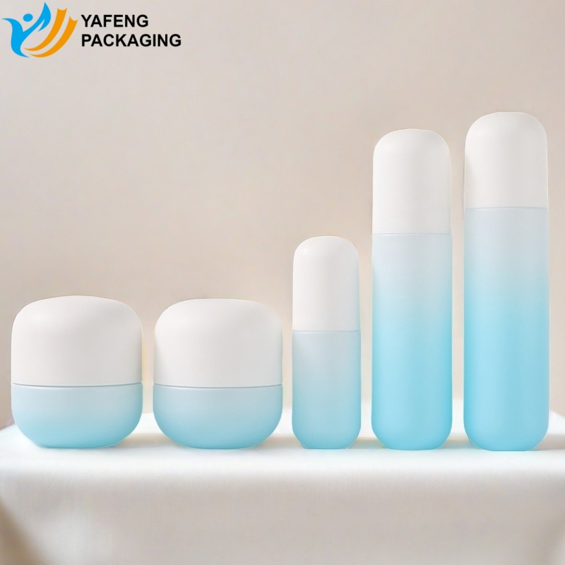 Custom Glass Bottles and Jars for High-End Skincare Packaging