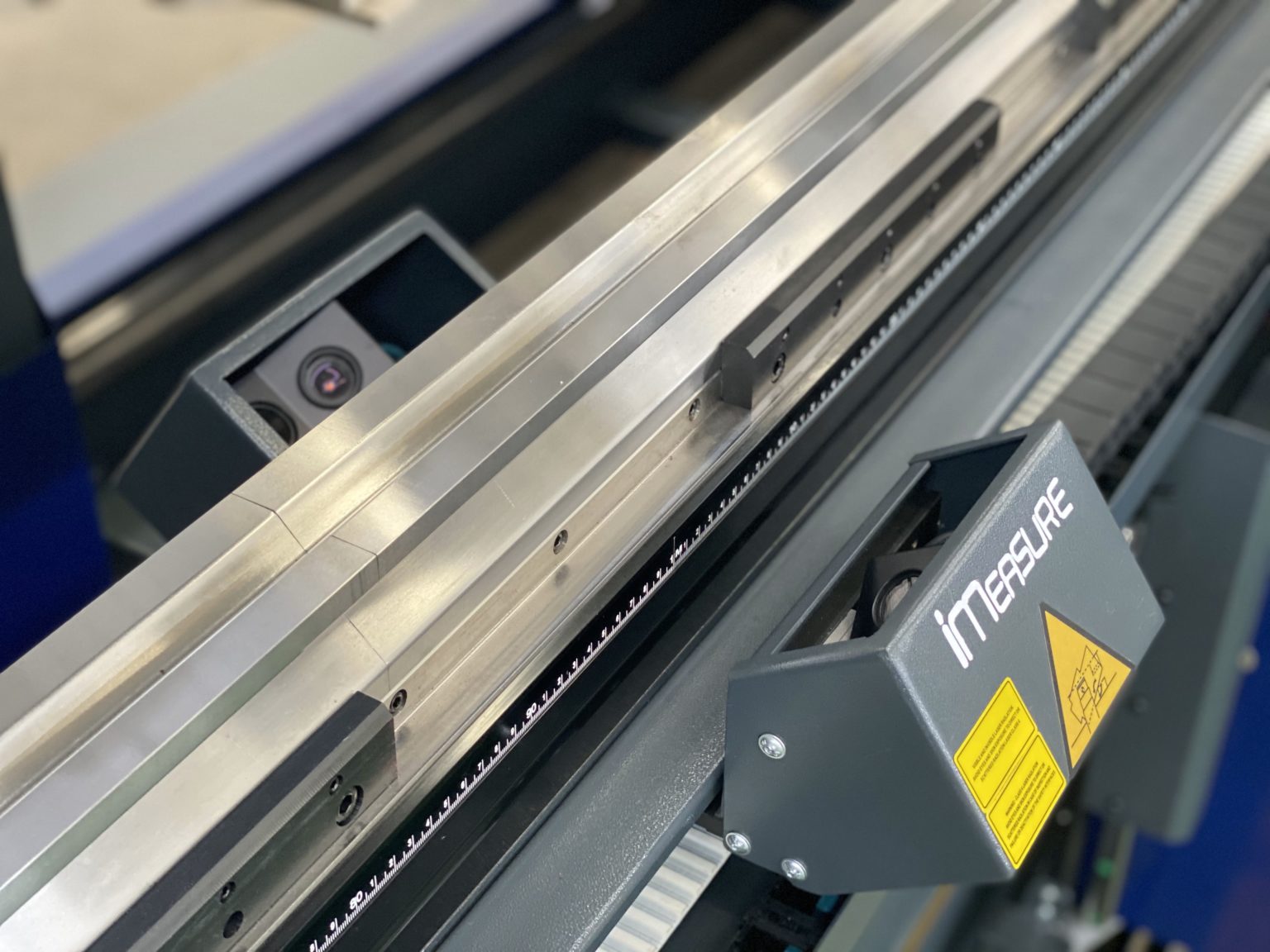 LASER-CHECK-ANGLE-MEASUREMENT-SYSTEM--1536x1152