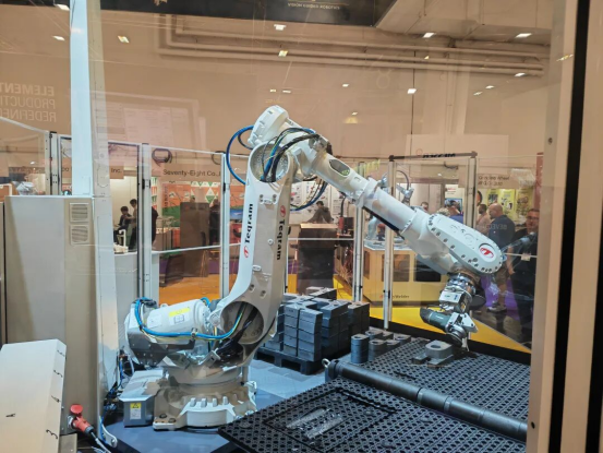 766409d3-601d-4fb8-b559-f43a2a20b46e