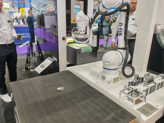 6e492fd2-3b20-440d-aab6-148f9afe95d6