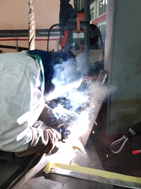 8e53d2b1-93fd-473e-87ae-7d49b53deb9a