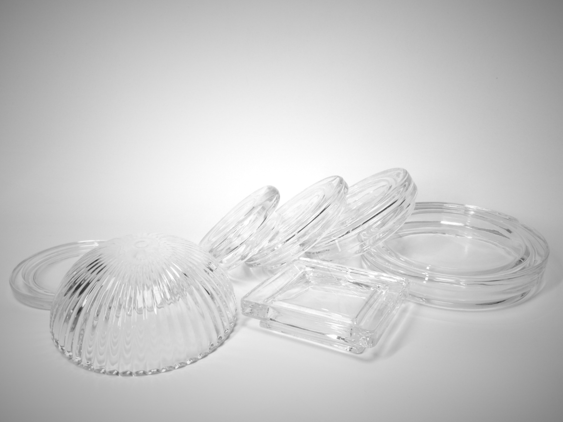 glass cap and glass jar