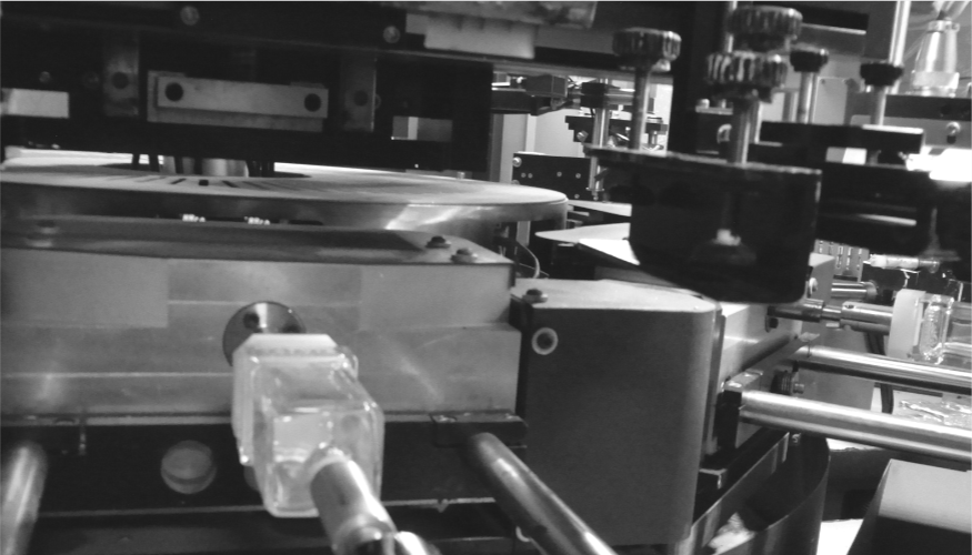screen printing on glass perfume bottle