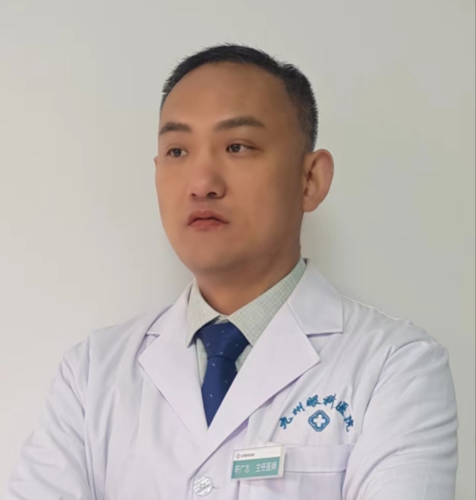 主治医师，毕业于济宁医学院,在省级医院及市级医院进修学习。主治：老年性白内障,青光眼,翼状胬肉,上睑下垂,睑板腺囊肿,青少年近视,慢性泪囊炎.运用中医中药针灸,中西医结合诊治各类青光眼,糖尿病视网膜病变,视神经萎缩,干眼症等眼部慢性疾病.