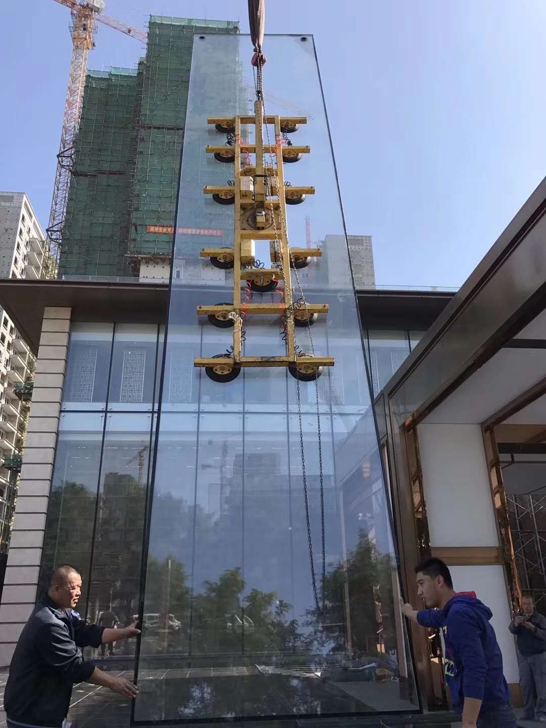 玻璃電動(dòng)吸盤