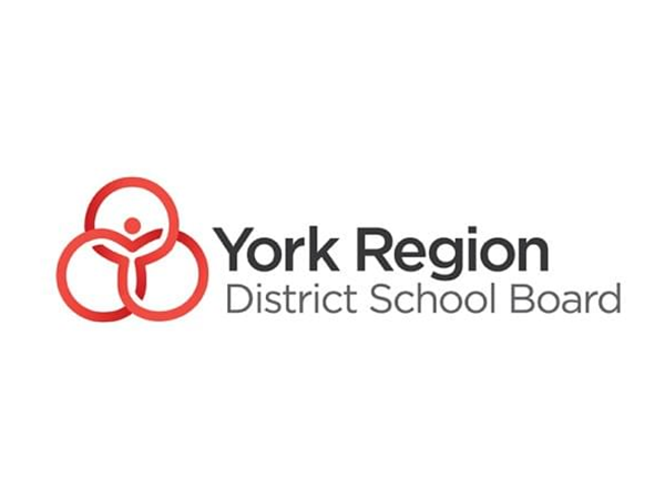 Rongfeng Ministry of Education has a long-term contract program with the North York Education Bureau in Canada to obtain the latest overseas study trends for Chinese students and to help more junior high school students, senior high school students and even primary school students to study in Canadian schools.