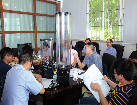 In 2011, with the SCUT (South China University of Technology) together design, develop a new lubrication device, high pressure lubrication system oil pipeline optimization design research.