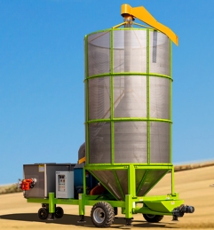 Mobile grain dryer