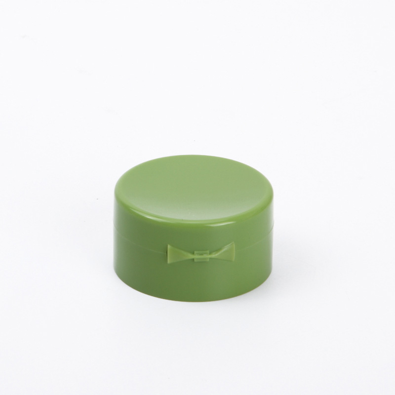 Green cosmetic bottle cap